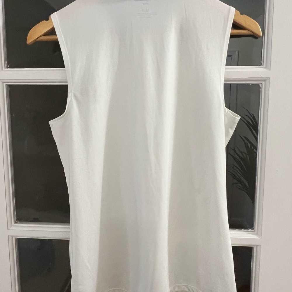 Tommy Bahama Gold Women’s Shirt - size M - Picture 5 of 5